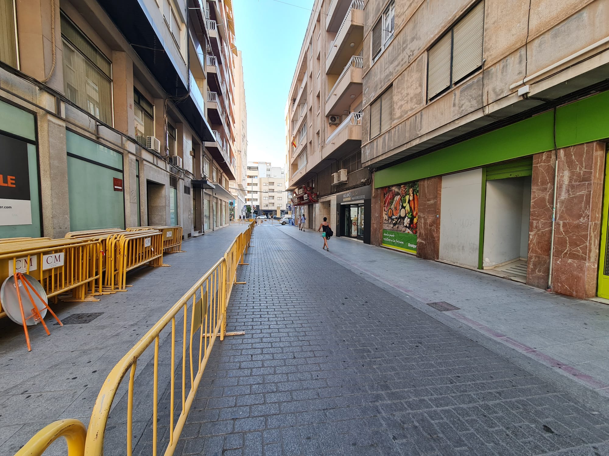 Comienzan las obras en la calle Dahellos de Elda para la creación del Bulevar de la Mejor Calzada